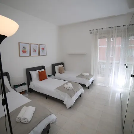 Ostello Cozyneat Hub Torino