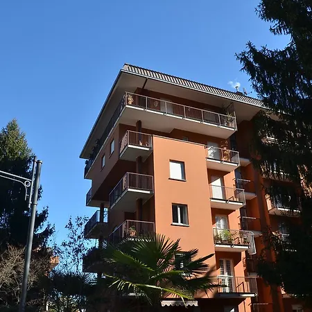 Casa Vittoria * Стреза