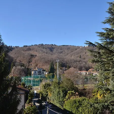 Casa Vittoria Апартаменты Стреза